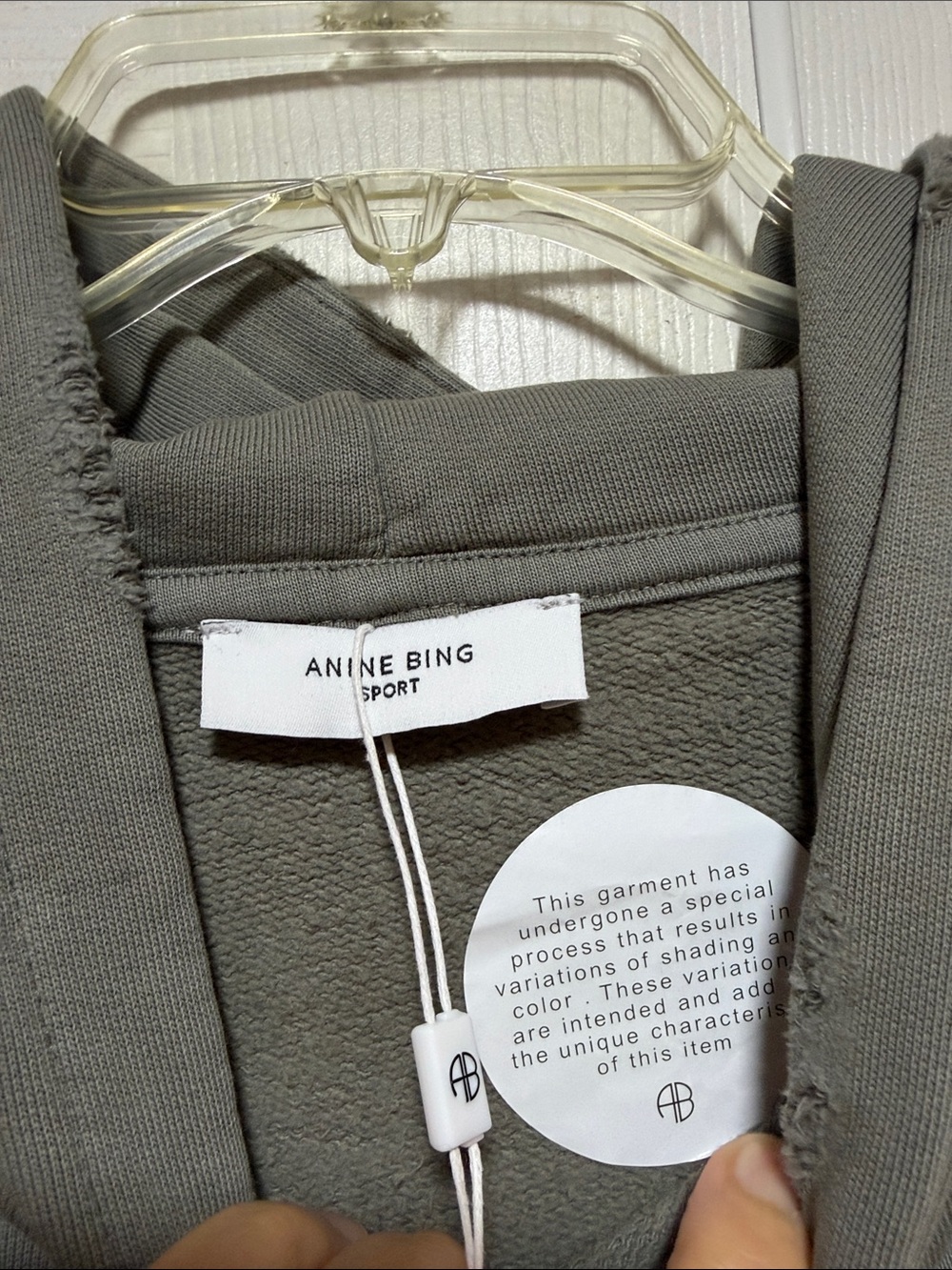 💗NWT Anine Bing Harvey Hooded Sweatshirt in Olive Size - Size Large - Picture 9 of 11